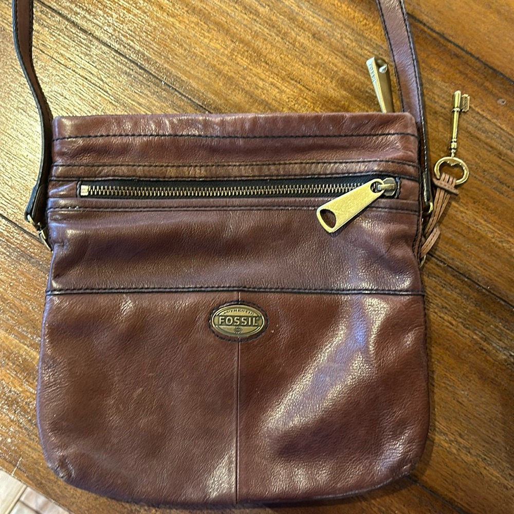 Genuine Fossil Leather Purse